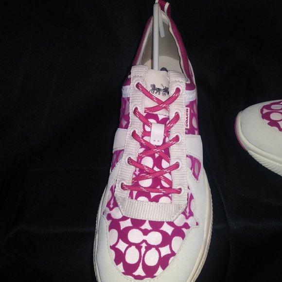 Authentic, new never worn Coach Citysole Sig mesh with original box - Picture 8 of 10